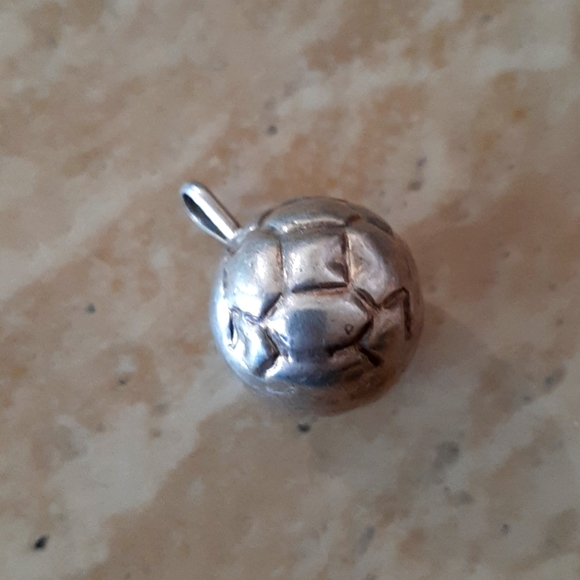 unknown Jewelry - Sterling Silver Soccer Ball pendant for a necklace.